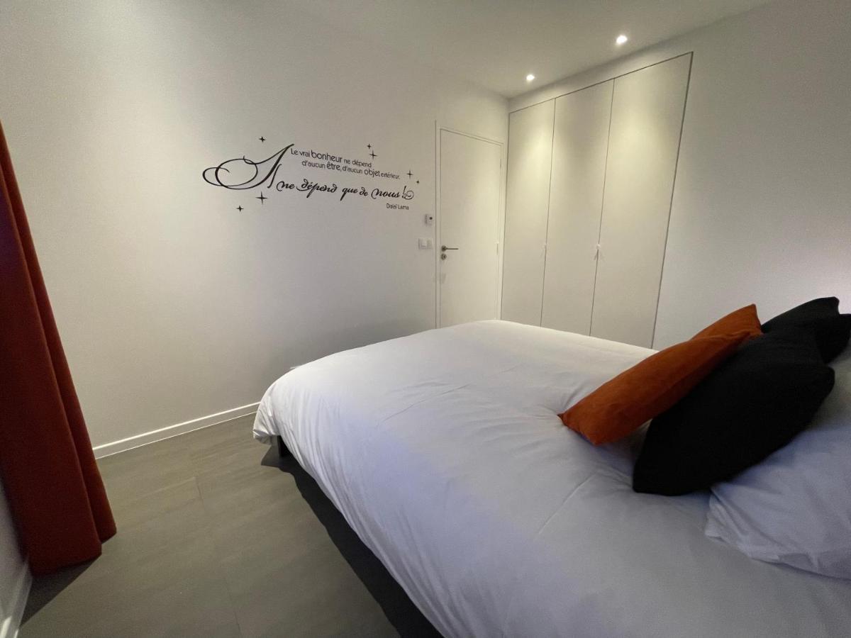 Gold Cocoon T3 74M2 Proche Centre Ville Villejust Exterior photo